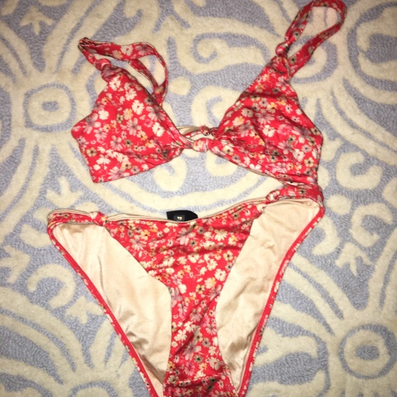 Pacsun Floral Knot bikini XS - Picture 2 of 9